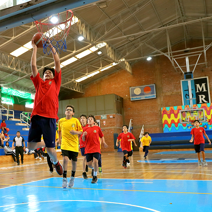 Básquet en María Reina