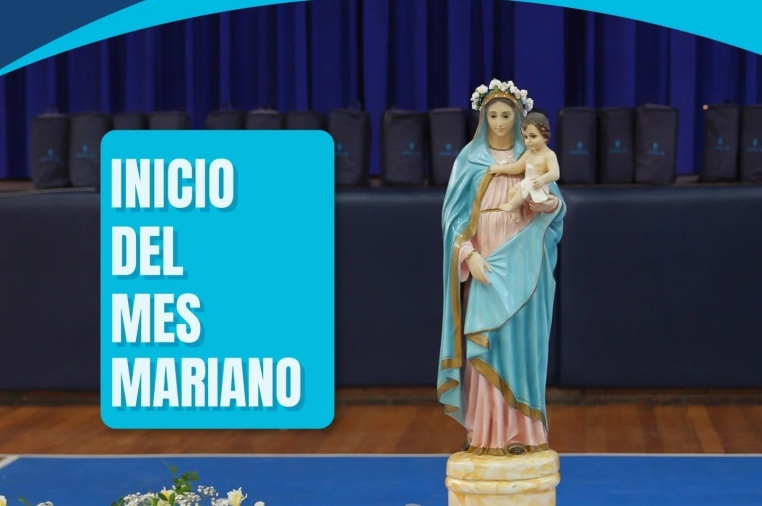 Mayo, mes mariano en María Reina.